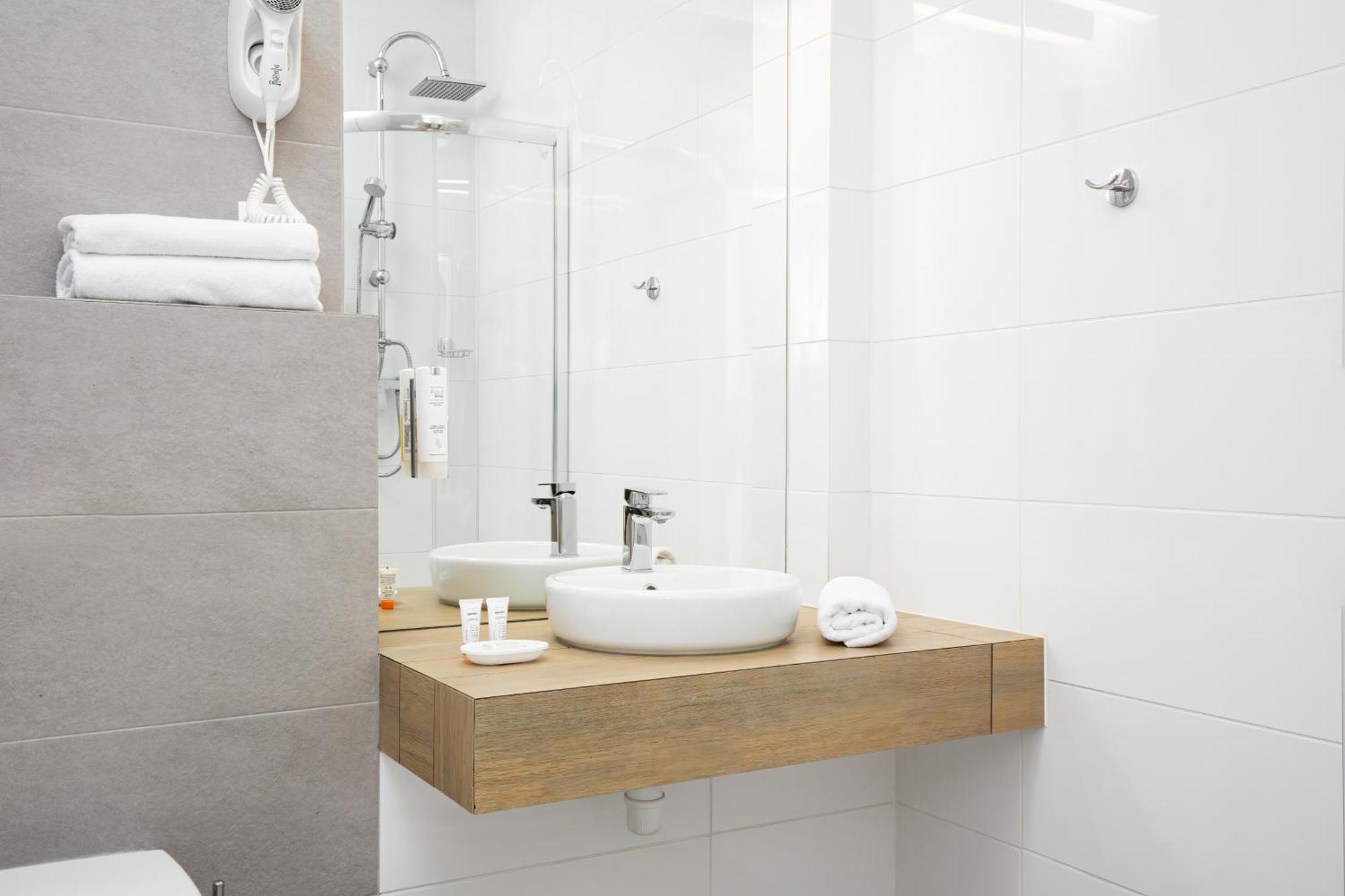 Varsovia Apartments Warsaw By Noclegi Renters Exterior foto